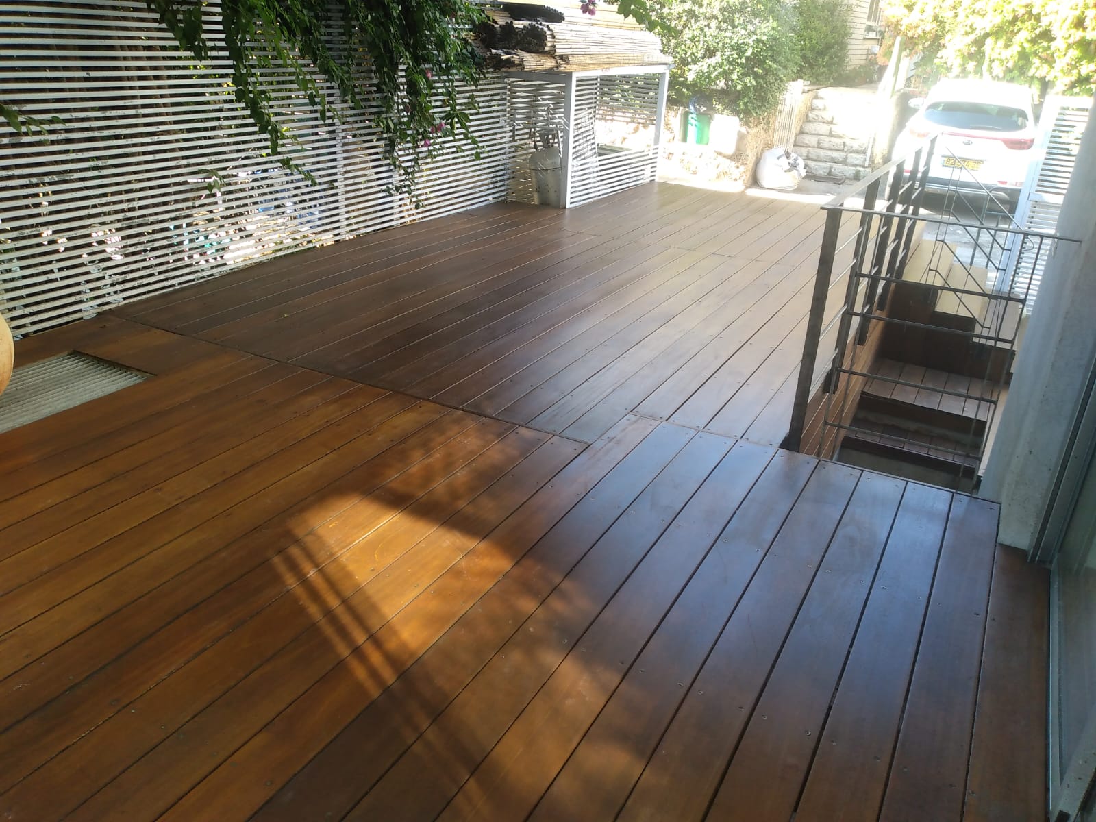 חידוש דק איפאה משפחת מרום רמת השרון